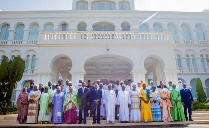 Photo de famille des membres du Gouvernement