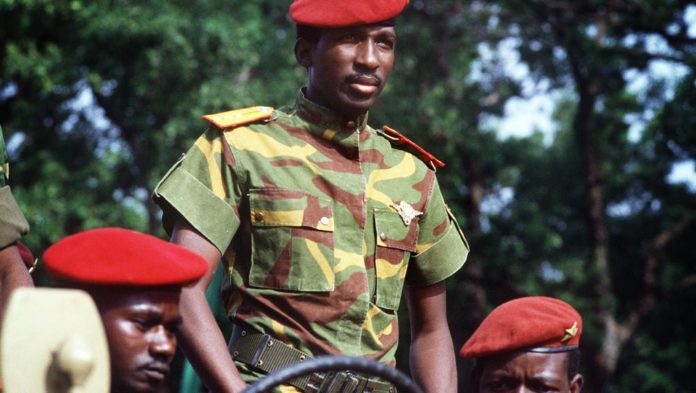 Thomas Sankara, le 4 août 1985, lors de la célébration du 2e anniversaire de la révolu