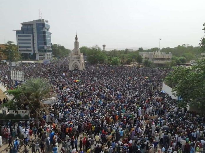 Une vue des marcheurs prise Malick Konaté