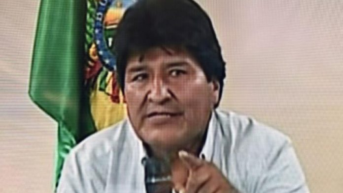 Capture d'écran d'une vidéo diffusée à la télévision bolivienne où le président Evo Morales annonce sa démission, le 10 novembre 2019