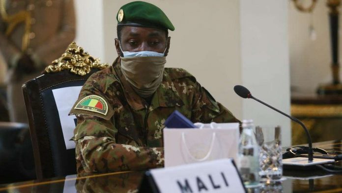 © Nipah Dennis, AFP Assimi Goïta, président du Comité national pour le salut du peuple (CNSP) au Mali, lors de la réunion de la Cédéao, à Accra, au Ghana, le 15 septembre 2020