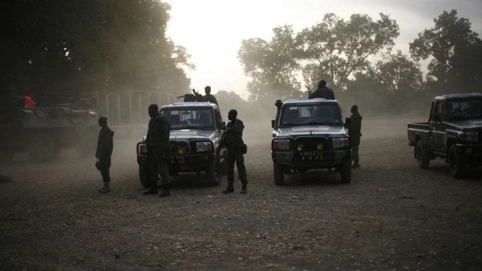 © Jérôme Delay/AP Photo Des soldats maliens à Niono, le 19 janvier 2013 (image d'illustration).